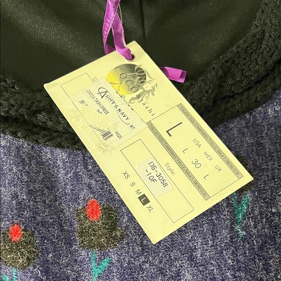 Floral sweater with Pockets - Picture 2 of 9